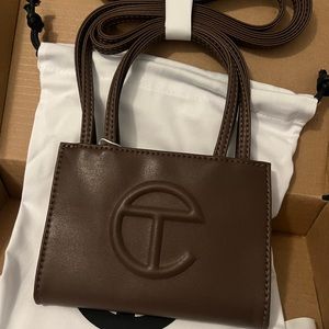 Small Telfar Bag - Chocolate brown